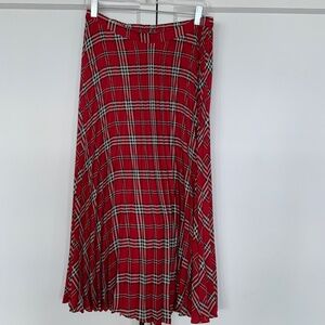 EUC Vince Camuto pleated skirt